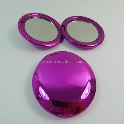 China Personalized Mini Pocket Makeup Mirror Carry Pocket Mirrors With You UV Plating for sale