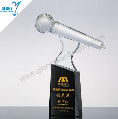 China Europe Design Unique Premium Music Microphone Crystal Trophy For Events Souvenirs for sale