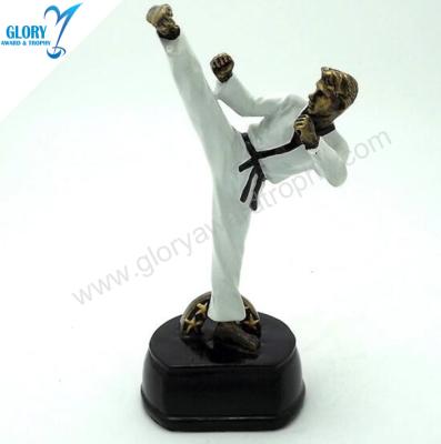 China Europe Art Of Resin Trophy Male Martial Statue Award For for sale