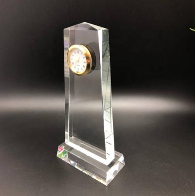 China Europe Gifts Desktop Souvenirs Favors Crystal Clock Award Glass Trophy With Logo Engraving for sale