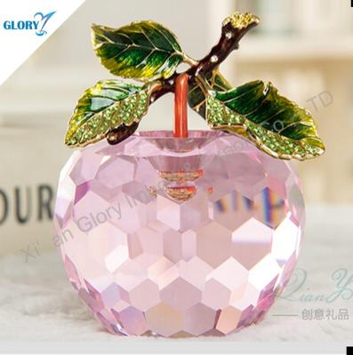 China For sports /activity/gifts/decoration wholesale Delicate Pink Apple Crystal Baby Shower Favors for sale