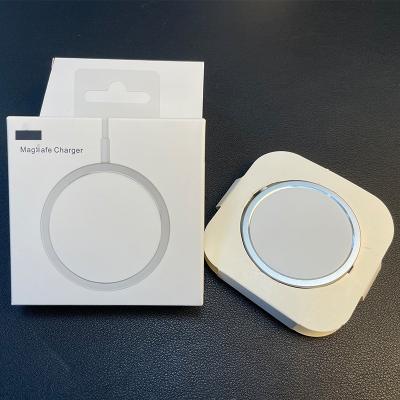 China Conveient Original Safe OEM 15W Mage Safe Wireless Charger For Apple Products for sale