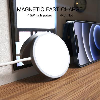 China Conveient 2021 Small Mini Dock Cell Phone Logo Bank Portable Custom Fast Magnetic Pad Safe 15W Qi Wireless Charger for sale