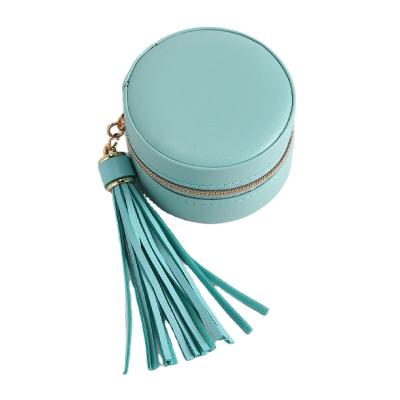 China Classic Round Custom Round Jewelry Case Organizer PU Leather Round Jewelry Case With Zipper for sale