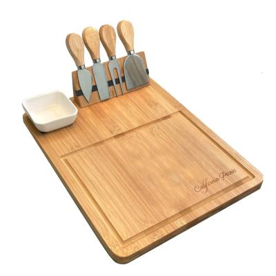 China 100% Natural Sustainable Organic Bamboo Wooden Dish Board Cheese Serving Tray Charcuterie Tray Knife Set for sale