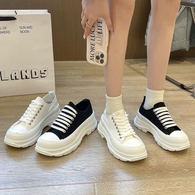 China 2023 Fashion Trend New Girls Canvas Sneakers Low Price White Leather Sneakers for sale