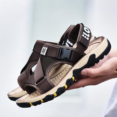 China New Summer Men's Sandals Travel Deodorization Beach Sports Non-slip Casual Men's Breathable Sandals Shoes for sale