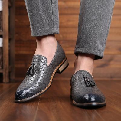 China Size 37-48 New Style Business High Quality Color Men's Breathable Stylish Shoes Leather Trim Shoes for sale