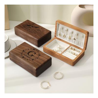 China New Chinese Style Carved Wooden Women's Jewelry Box Bridesmaid Jewelry Box for sale