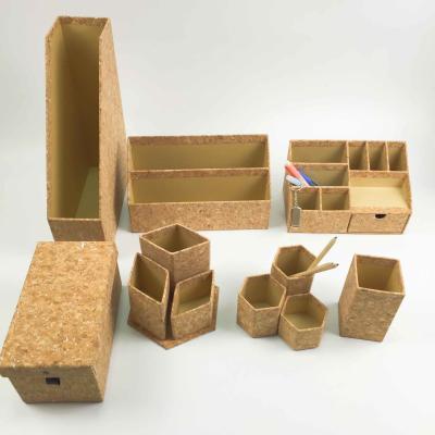 China Artigos de papelaria Cork Waterproof Tearproof de ISO9001 Cork Desk Organizer Set Office à venda