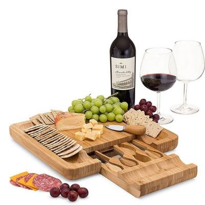 China Sustainable Wholesale Acacia Bmaboo Cheese Boards Round Cheese Board Charcuterie Board Set With 3 Piece Knife Set for sale