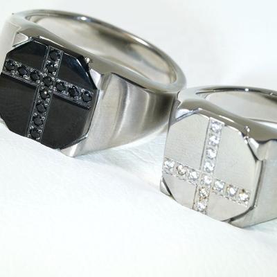 China Classic Silver CLASSIC Black Rhinestone Stainless Steel Cross Wedding Band Rings For Women Men for sale