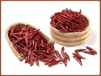 Китай Птицы 12% высушенные влагой наблюдают Chilies Chaotian чилей все красные 7CM продается