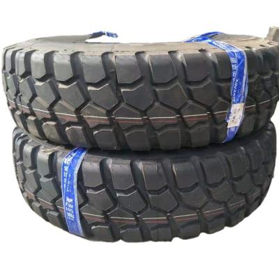 China High quality natural rubber MILITARY TRUCK TIRE 14.00R20 for sale