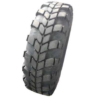 China truck tire 13.00-18 for military BT-80 off road tire flat race DONGFENG for sale