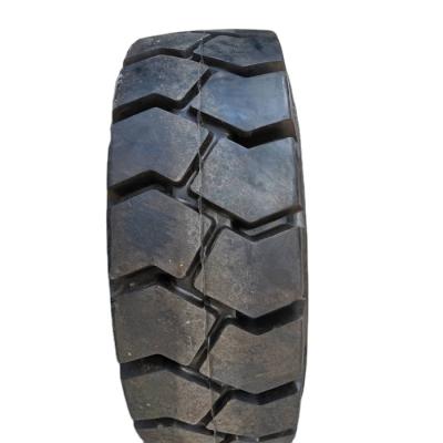 China Harvesters Tread Pattern 21x8-9 200/75-9 Deep Forklift Tire for sale