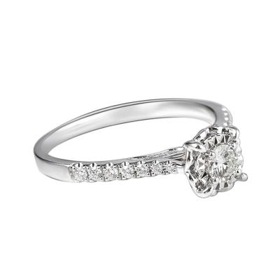 China Fashionable Exquisite Engagement Ring Diamond For Women Wedding for sale