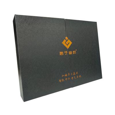 China Recyclable Custom cosmetics boxes luxury packaging for skin care Double Door perfume magnetic box with gold foil for sale