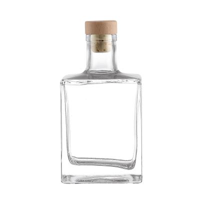 China Glass Square Shape 750ml Whiskey Bottle with Decal Surface Handling for sale