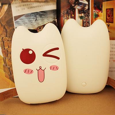 China Wholesale Mini Cartoon 10000mAh Power Bank Fast Cute Portable Charger Support Charging External Battery Dual USB Powerbank For iPhone 13 pro Gift for sale