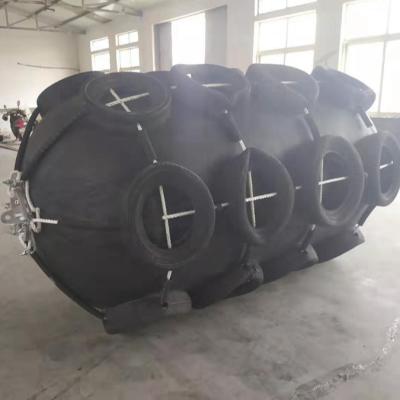 China Protect Boat From Collision Diameter 2.5mx4m Submarine Fender For Boat Protection for sale