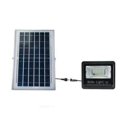 China Practical Smart Outdoor Waterproof High Brightness IP67 25w Solar Flood Led Light for sale