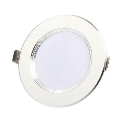 China Modern High Brightness Lighting SMD IP44 6W Retrofit Recessed 9W 12W 18W High Quality Led Downlight for sale