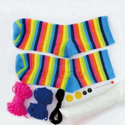 China Environmental Wholesale Sewing Animal DIY Making Sock Set DIY Education Kit Toy for sale