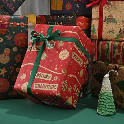 China 2022 Materials Wholesale Price Christmas Trees Pattern Recycled Merry Christmas Kid Gift Roll Wrapping Paper for sale