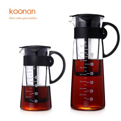 China Sustainable 650ml 900ml Portable Glass Cold Brew Coffee Maker Pitcher With Reusable Mesh Filter Glass Coffee Bottles for sale