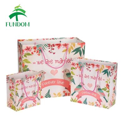 China 2017 wholesale hot sale ODM design of alibaba recyclable porcelain printed EU style luxury fancy gift wedding gift bag for sale