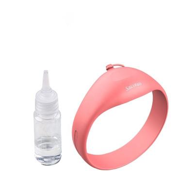 China 2021 Custom Adjustable Alcohol Gel Holder Watch Cheap Price Silicone Hand Sanitizer Wristband Wristband Any With Refill Bottle for sale