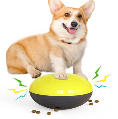 China New Viable Amazon Hot Selling Dog Slide Toy Voice and Leakage Food Ball Grinding Feeding Toy for sale