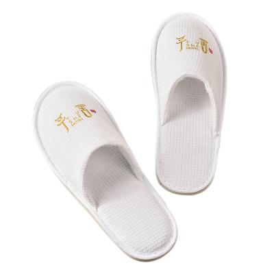 China High Quality Custom Logo White Cotton Waffle Fabric Embroidery Cotton Waffle Hotel Slippers for Adults and Kids for sale