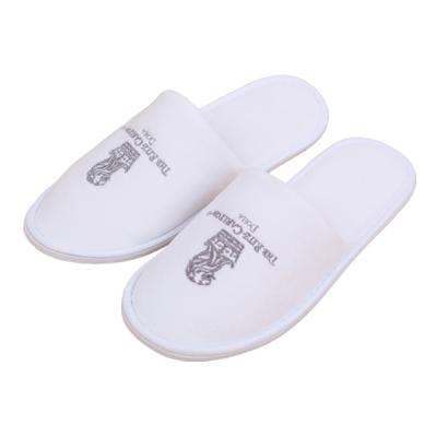 China Hot Selling Customizable Premium Quality White Logo Cotton Velvet Cotton Hotel Spa Slippers for sale