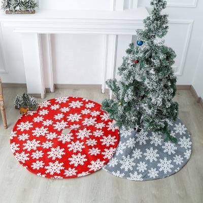 China Hot Sale Snowflake Pattern Christmas Tree Skirt Christmas Tree Decoration Apron Bottom Mat For Christmas Home Decorations for sale