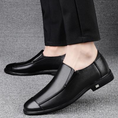 China Fashion Round High Quality Leather Loafers Mens Easy Wear Slip On Stylish Casual Dress Shoes for sale