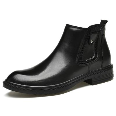 China 2021 Round Men's Elastic Band Laceless Genuine Leather Ankle Chelsea Boots for sale