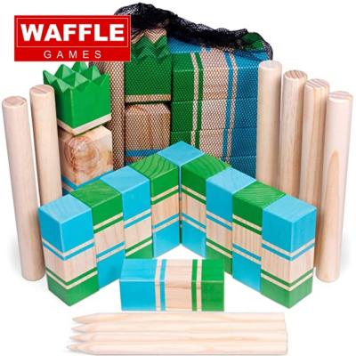 China Outdoor Play WAFFLE Lawn Premium Wooden Kubb Play Set With Mesh Carry-Bag for sale