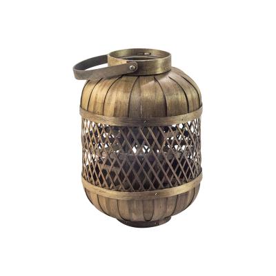 China Factory direct sales hot selling eco-friendly decoration new home wood led lantern for sale