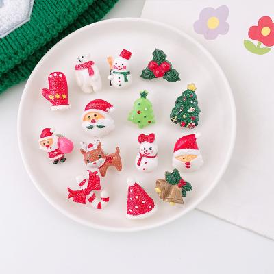 China Cute Modern Minimalist Cartoon Student Badge Christmas Trinkets Neck Pins Men's and Women's Bags Decorations for sale