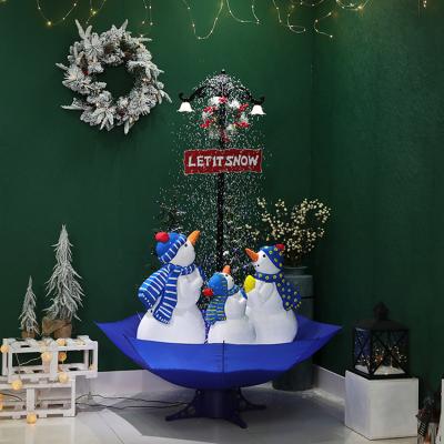 China snowfall & musical & Lighting 5.5ft Snowfall Lit Trio Snowman Family Figures Crook Arbol de Navidad Paraguas Base for sale