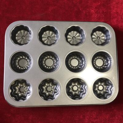 China Viable Flowers 12 Cups Carbon Steel Muffin Pan Cake Making Tray Pan For Baked Goods And Galleys for sale