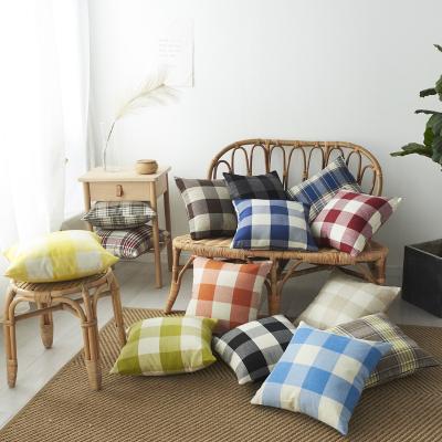 China Anti-pilling Wholesale Christmas Buffalo Check Cushion Cover Sofa Farmhouse Decorative Throw Pillows 18x18 Plaid Pillow Case Cover for sale