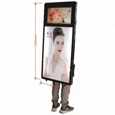 China LCD Video Advertising LCD Video Backpack Screen Walker Digital Billboard for sale