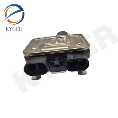 China LR100366 Automotive Radiator Fan Electronic Fan Relay LR044833 For Range Rover Evoque 2012-2018 L538 Discovery Sport L550 for sale