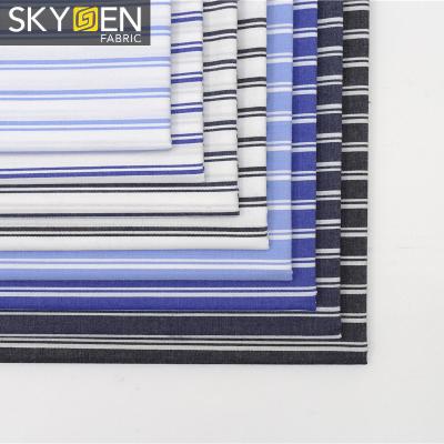 China Men's 100% Woven Striped Cotton Fabric Shirt Fabric Stripe Cotton Canvas Plain Cotton Fabric for Shirts Anti-Static Fast Fashion 100 for sale