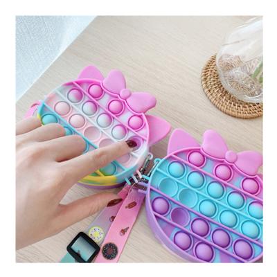 China Game of Autism Cat Shape Silicone Stress Relief Mini Coin Bag Zipper Lock Cute Busty Person Coin Purse AA037 for sale