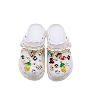 China Wholesale Diy designer women custom charm clogs custom luxury accessories decoration metal clogs shoes charm croc bling charm chains for sale