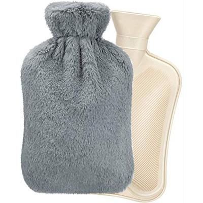 China Hot Selling Custom Rubber Hot Water Bottles Wholesale 2L Heater Rubber Hot Water Bag With Covers for sale